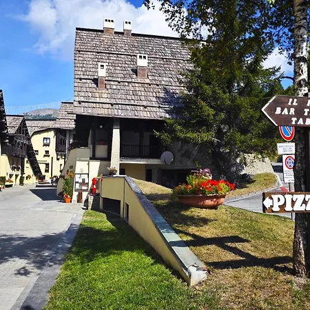 Hostdomus - Casa Grangesises